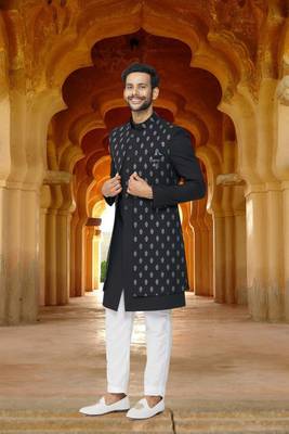 Men's grey printed sherwani 2