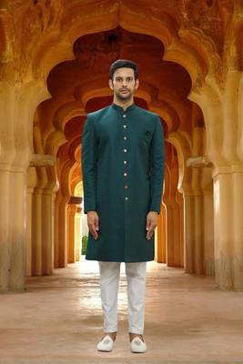 Men's green woven sherwani 1
