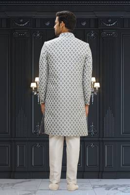 Men's cream woven sherwani 4
