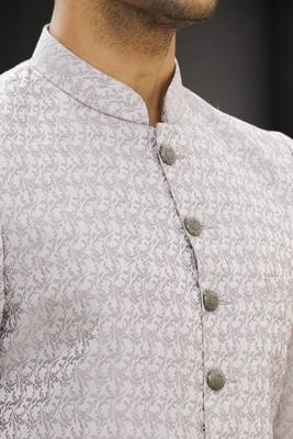 Men's cream woven sherwani 5