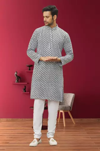 Men's black embroidered kurta pajama