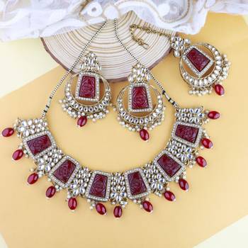 traditional pearl kundan & stone jewellery necklace set with maang tikka for women  1