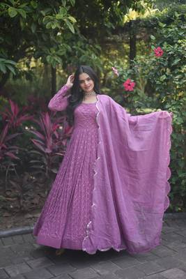 Stuning Onion Designer Ready Made Gown With Dupatta Collection 5
