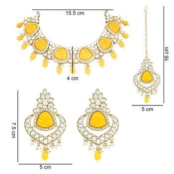 traditional pearl kundan & stone jewellery necklace set with maang tikka 5
