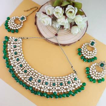 traditional pearl kundan choker jewellery necklace set with maang tikka for women and girls  1