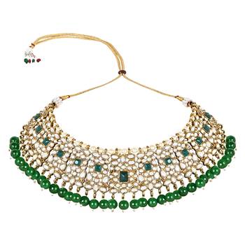 traditional pearl kundan choker jewellery necklace set with maang tikka for women and girls  3