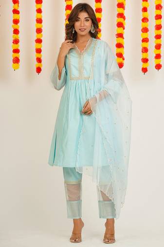 VISCOSE CHANDERI EMBRODIERED KURTA SET