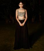 The holy roman sharara set