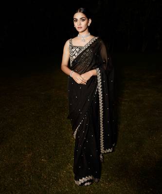Royal noir saree 1