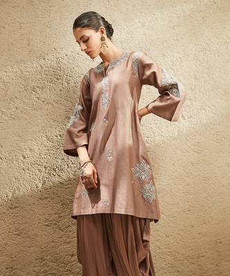 The classic brown kurta set 4