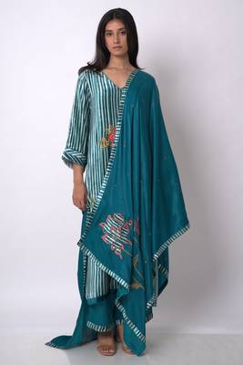 Peacock Blue and Off White Silk Velvet Salwar Suit 1