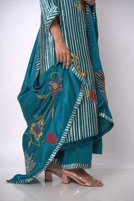 Peacock Blue and Off White Silk Velvet Salwar Suit 2