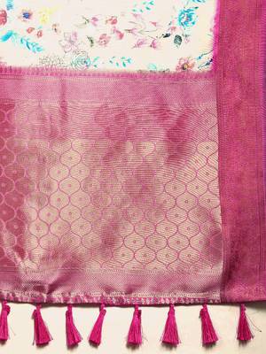 Silk Land  Off White  Digital Print Art Silk Saree  5