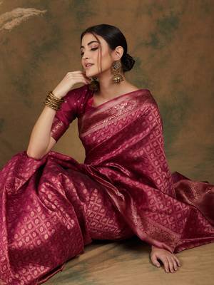 Shadow & Saining's Banarasi silk blend Zari Woven Wine Maroon Saree 2