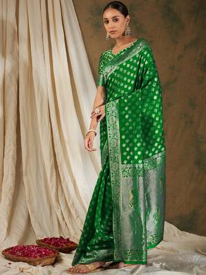 Green color weaving work kanjivaram silk saree with blouse 2