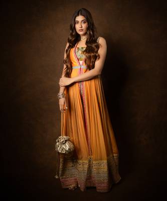 Dilruba Narangi Longline Ruched Jacket & Pants Set 8