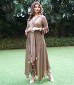 Trevron Sage Green Kurta With Rangeen Dhaagey