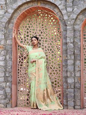 Green Woven Design Linen Zari Work Saree 1