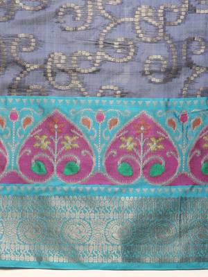 Navy Blue Banarasi silk blend zari Woven Saree With Unstitched Blouse 3
