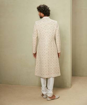The modern indian offwhite sherwani 3