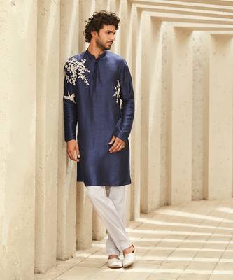 The heritage noir navy kurta set 1