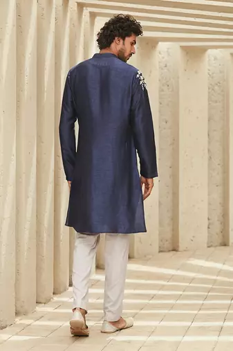 The heritage noir navy kurta set