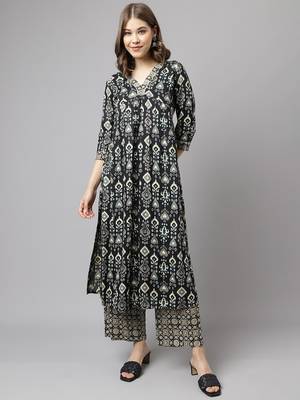 Fancy Black Colour Designer Partywear Kurti Bottom Set For Girlish Looks 1