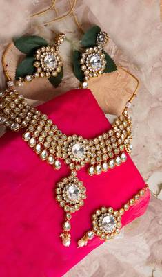 Traditional Bridal Statement Kundan Jewellery Set 1