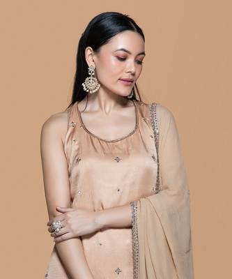 Fawn embroidered kurta set 2