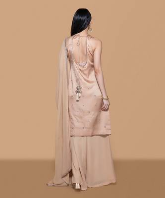 Fawn embroidered kurta set 4