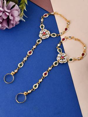 Set of 2 gold toned ring bracelet hathful 1