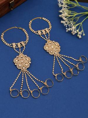 American diamond hathphool bracelet 2