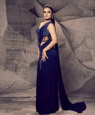 The shimmering blue corset saree 2