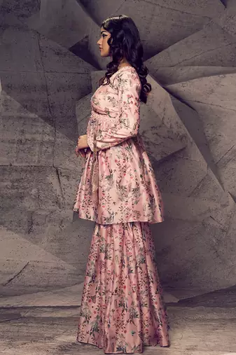 The pink floral peplum set