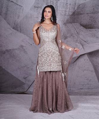 The spree embroidered kurta set 1