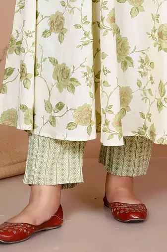 Plus Size Green Floral Printed Jaipuri Anarkali Kurta with Palazzo - Plus Size