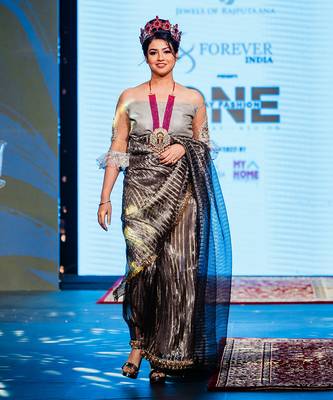 Silver skirt saree set 1