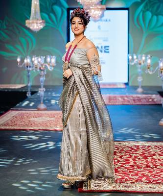 Silver skirt saree set 2