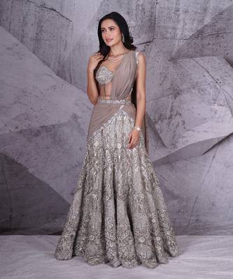 The Spree Embroidered Lehenga 2