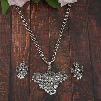 Mansiyaorange oxidized silver floral theme pendant chain jewellery  set for women 1