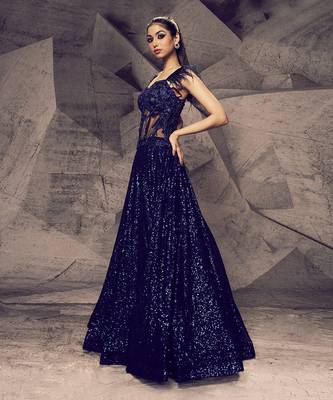 The shimmering blue gown 2