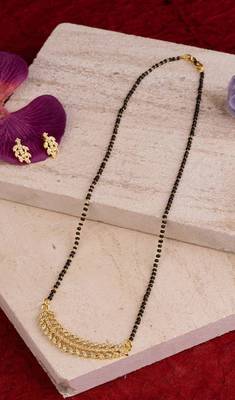 Minimal Gold Tone Mangalsutra with Earrings 5