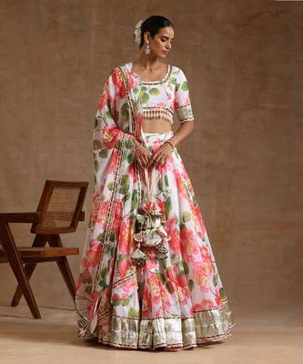 Gul Noor White Lehenga Set 1