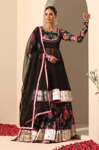 Gul Gulab Black Lehenga Set