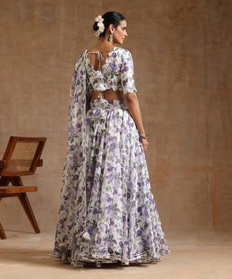 Gul Jamini White Lehenga Set 4
