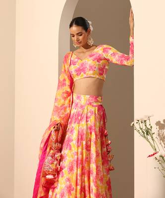 Gul Rangrez Yellow Lehenga Set 2