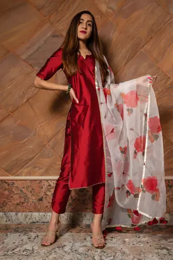 Maroon phool taffeta suit set