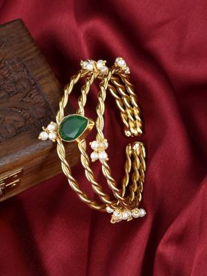 Gold plated pearl triple bracelet 1