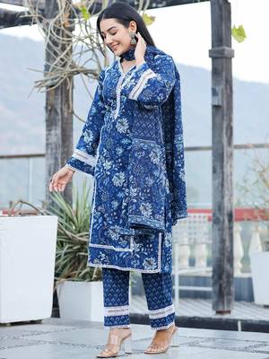  blue pure cotton kurta dupatta set with thread work detailing 2