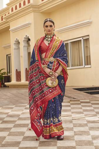 Elora Sigma Silk Ikkat Patola Saree For Women (Royal Purple)
